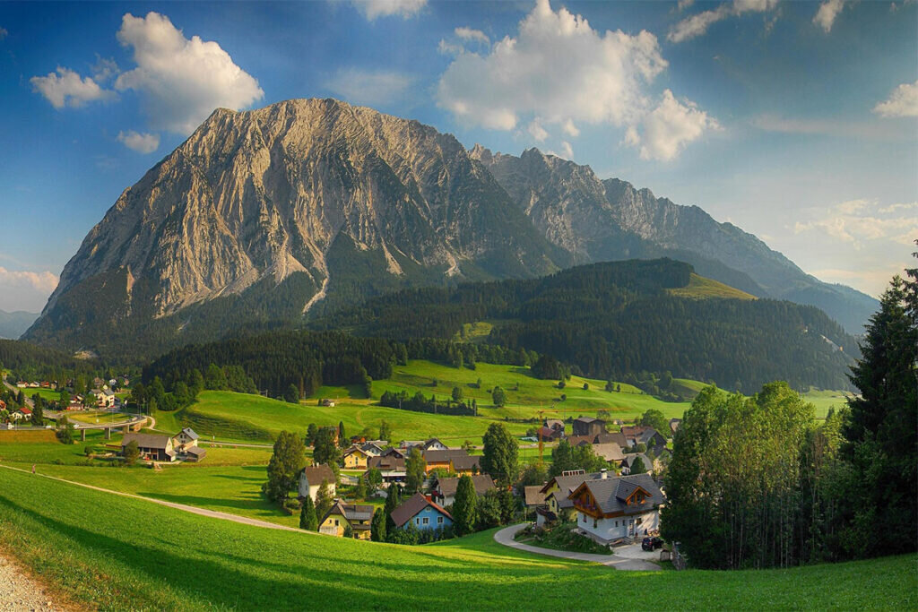 Hotel-Kanzler-Grimming-Wandern-1024x683.jpg