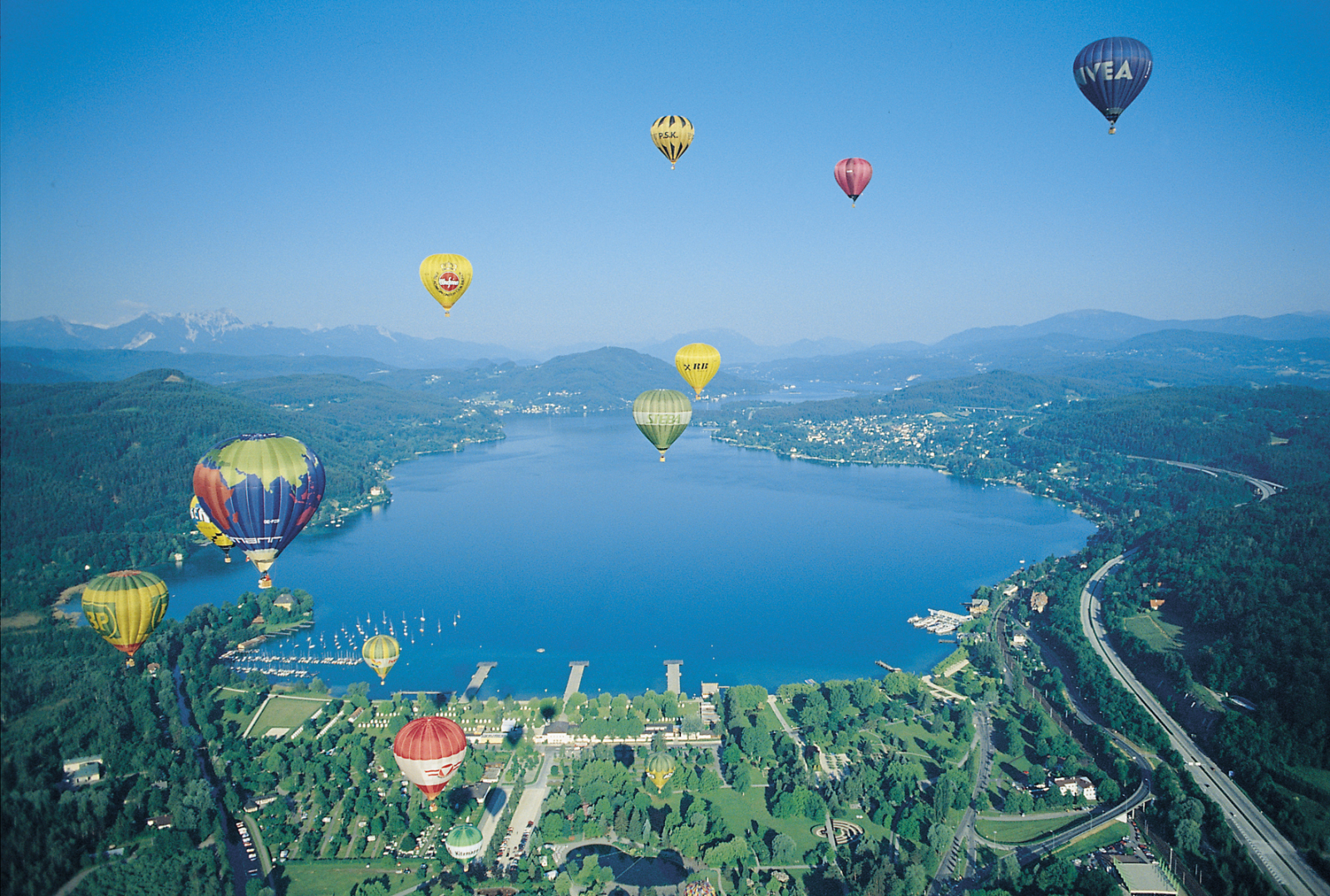 Hőlégballonok a Wörthi-tónál - Copyright® Kärnten Werbung