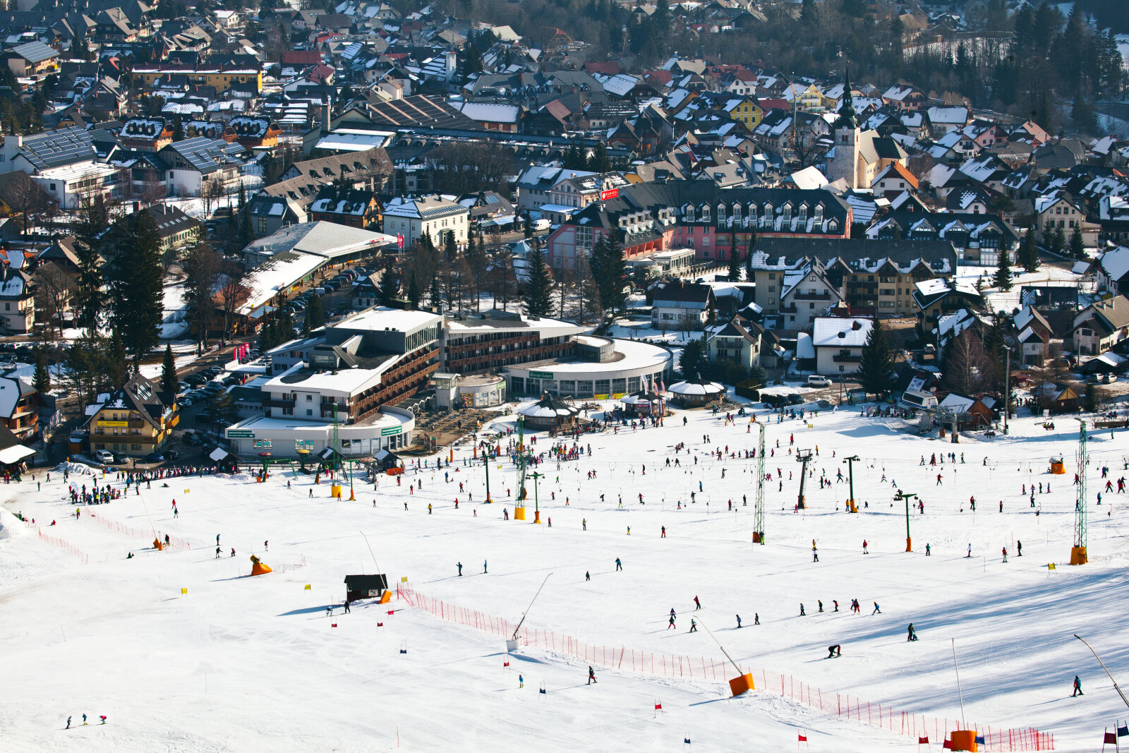 Ski-resort-Kranjska-Gora-photo-JoU0161t-Gantar-4.jpg