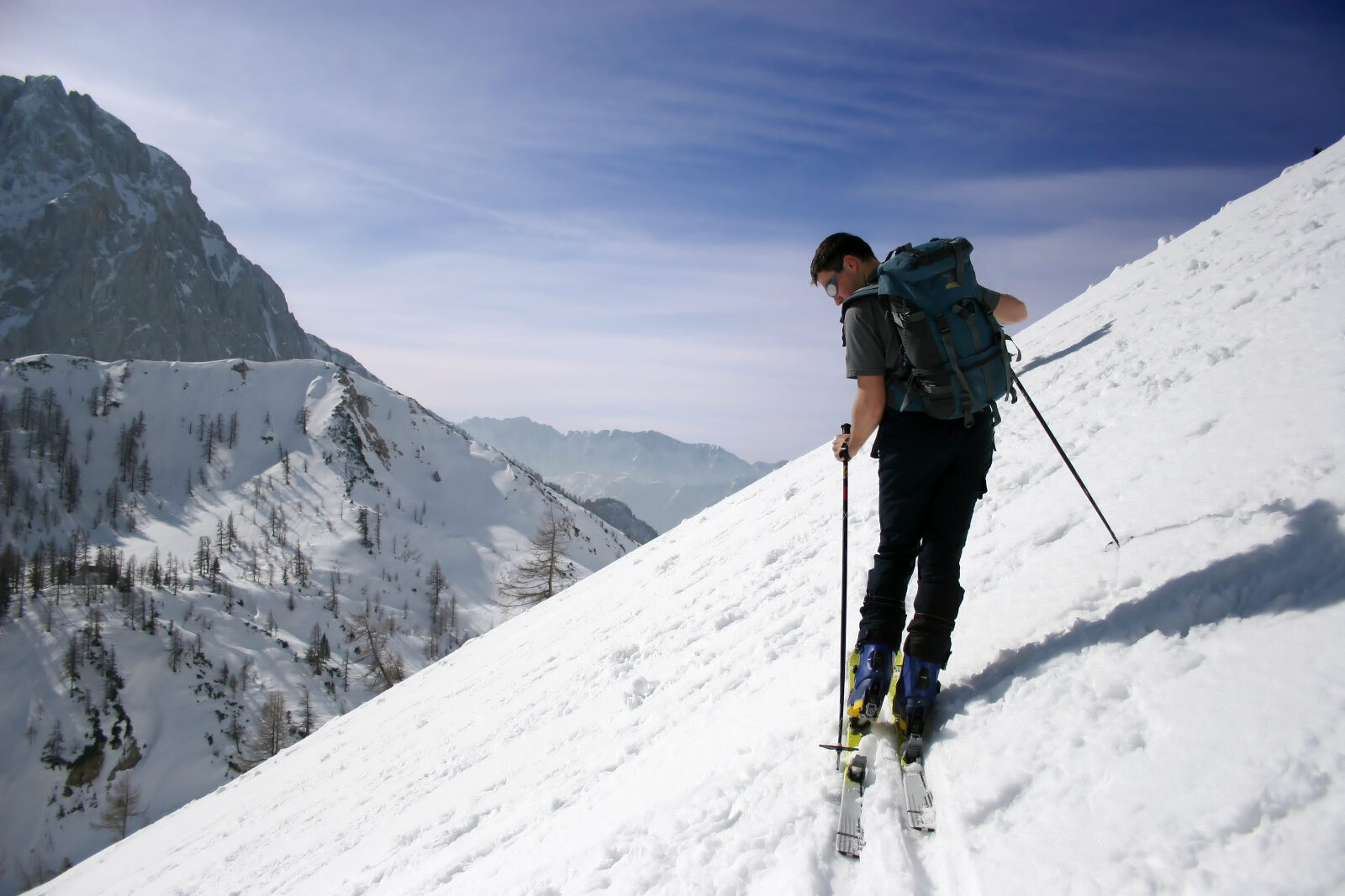 Tour-Skiing-archive-Tourist-Board-Kranjska-Gora.jpg