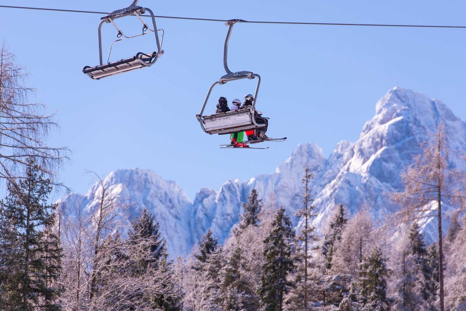 Alpesi síelés Kranjska Gorában | Fotó: Iztok Medja