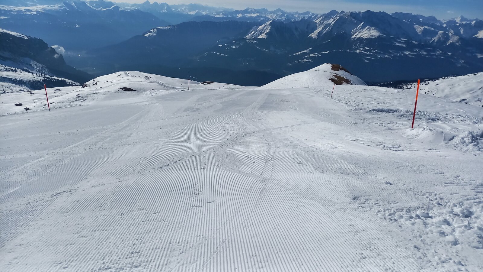 Völgybe vezető pálya, szemben a Rajna völgye Y alakban