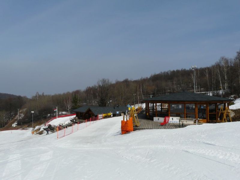 Kör-Bár és Hóhatár Hütte - Sípark Mátraszentistván