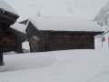 a faházak 70-80cm-es talapzaton állnak, ott volt annyi hó