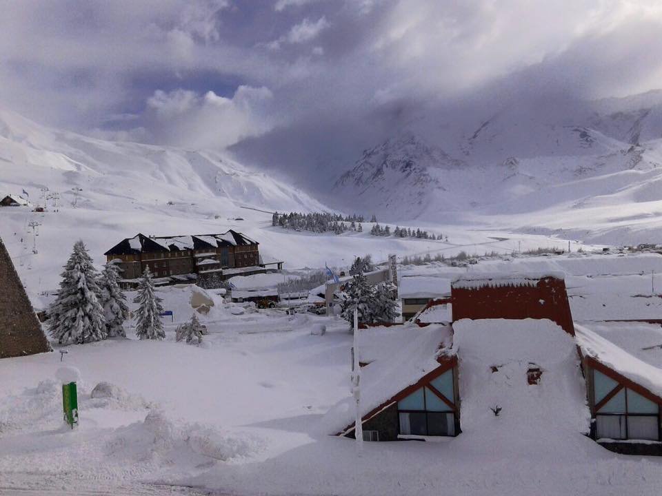 Az argentin Las Lenasból egy méteres friss havat jelentettek - Fotó: Ski Las Lenas