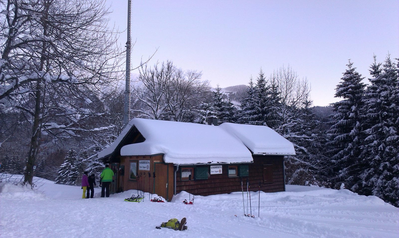A mesebeli Mandlboden minihütte, nem szabad kihagyni, ha Lackenhofban járunk.