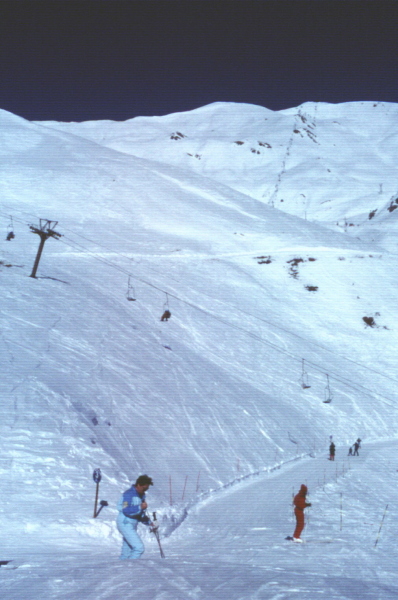 Átkötő pályák a snow park alatt