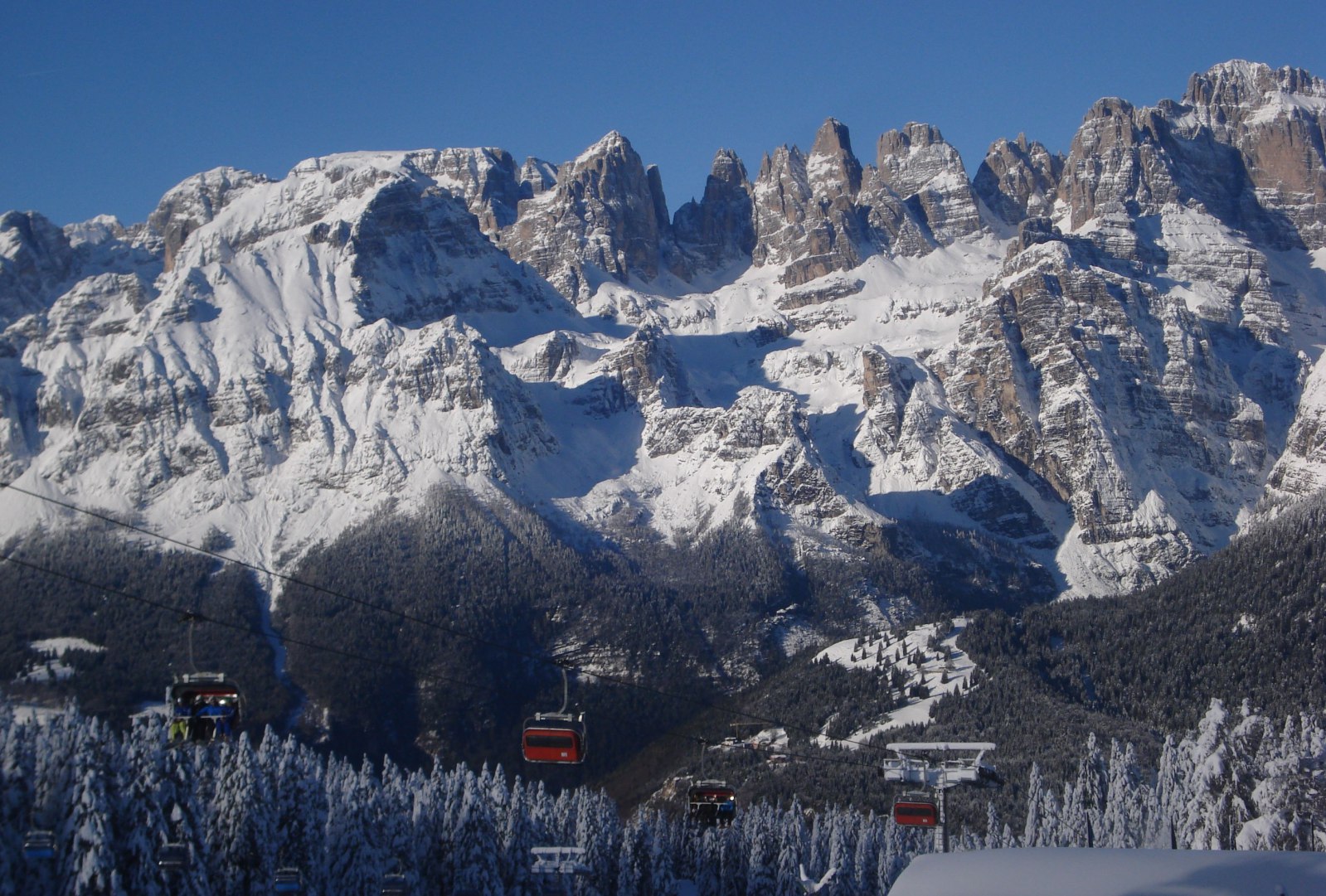 Brenta-from-Paganella-2-hut.JPG