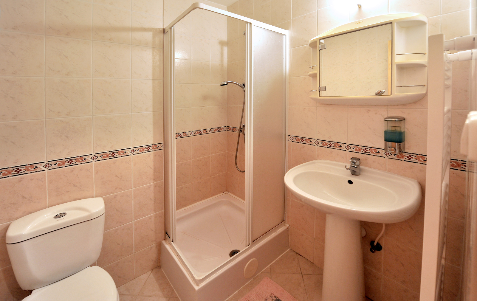 Renomal-apartmanhaz-tatralomnic06.JPG
