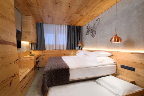 2+1 ágyas, felújított szoba