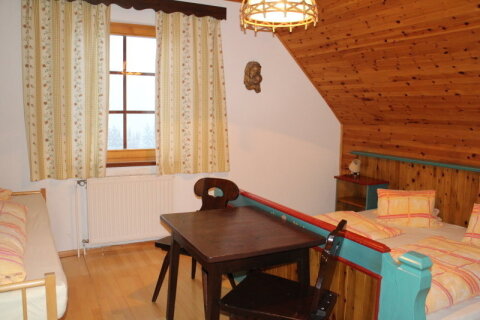 Zirbenhaus | 8-10 fős hagyományos berendezésű faház nagyméretű közös nappali-étkezővel