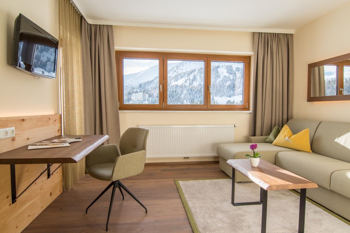 lakepano-suite04.jpg