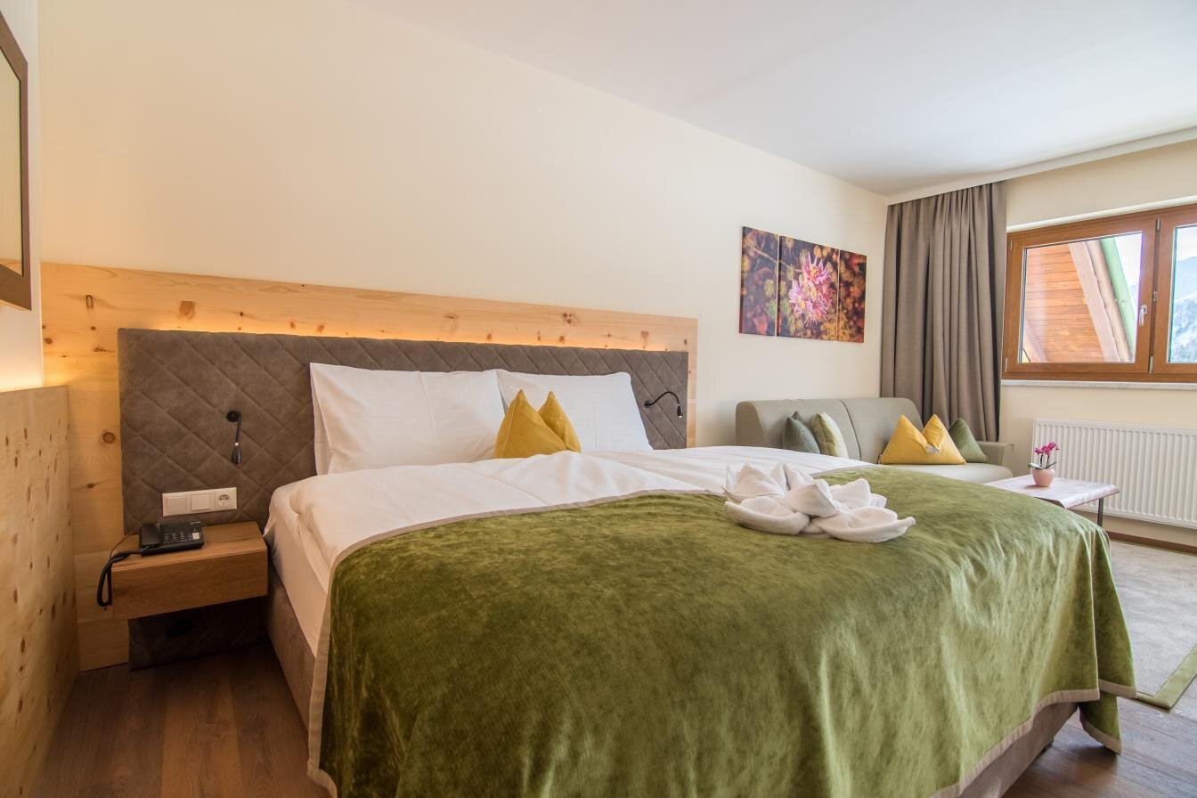 lakepano-suite07.jpg