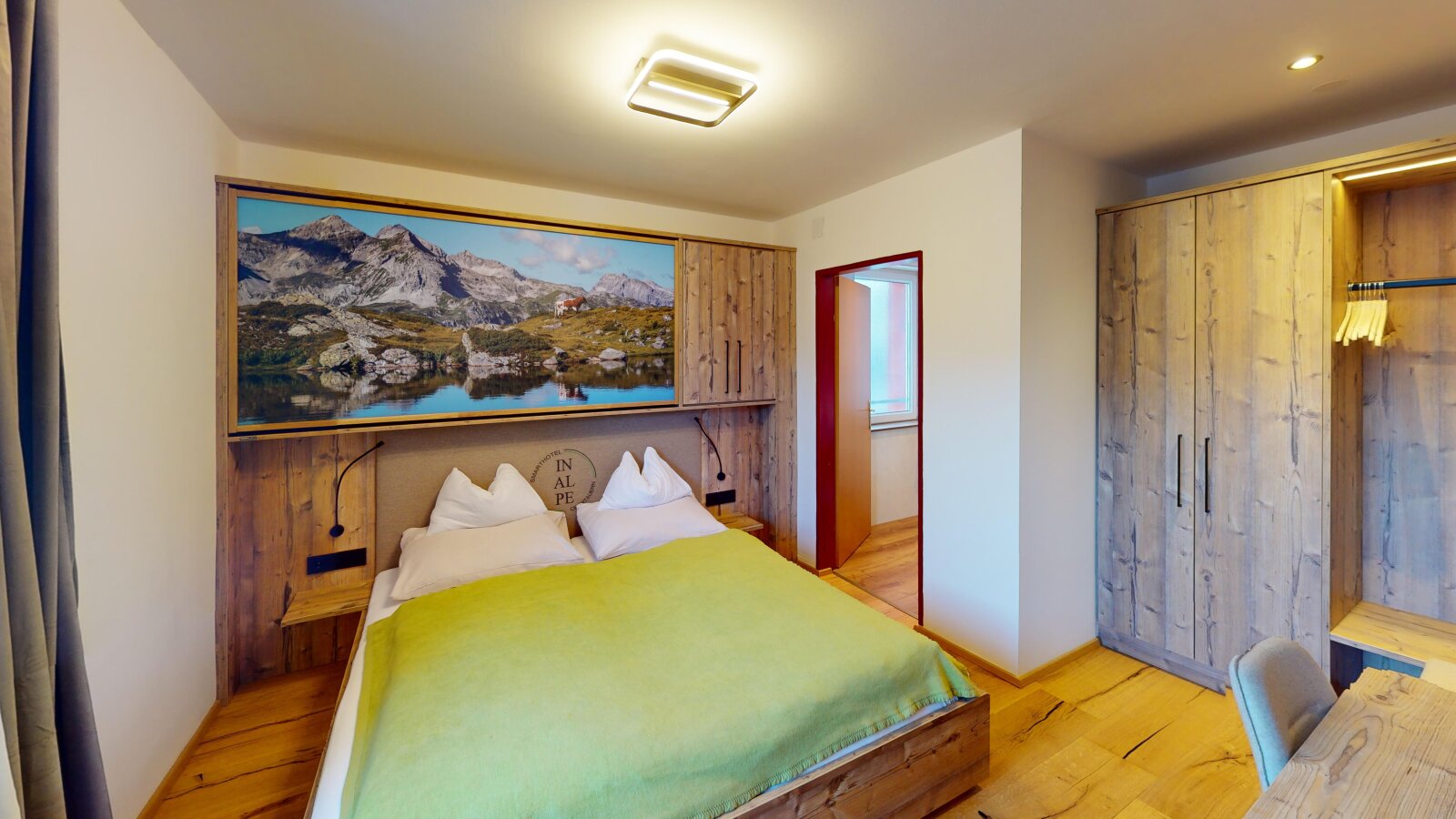 Abendsonne-105-Bedroom-1.jpg