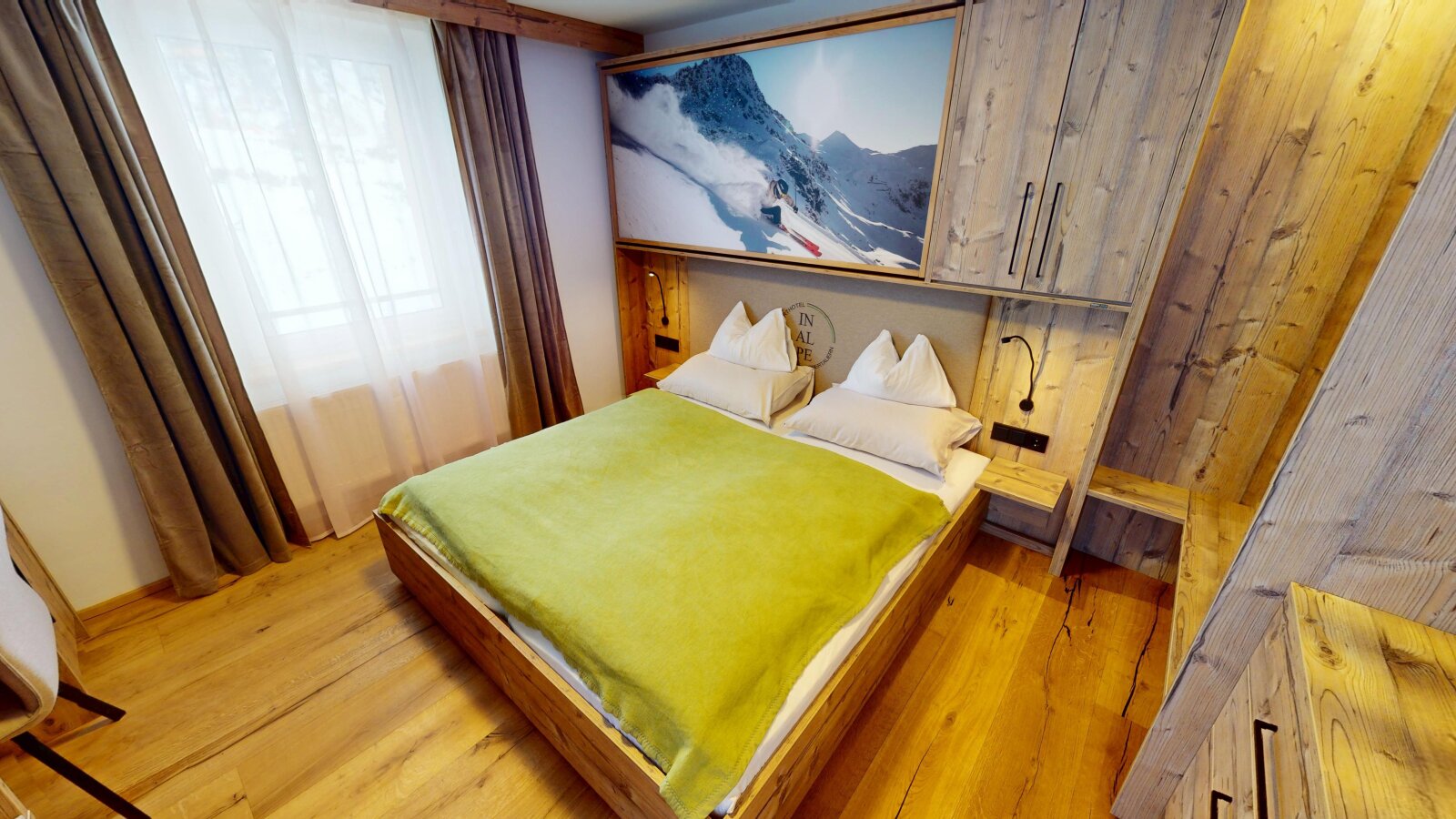 InAlpe-Morgensonne-201-Bett-4.jpg
