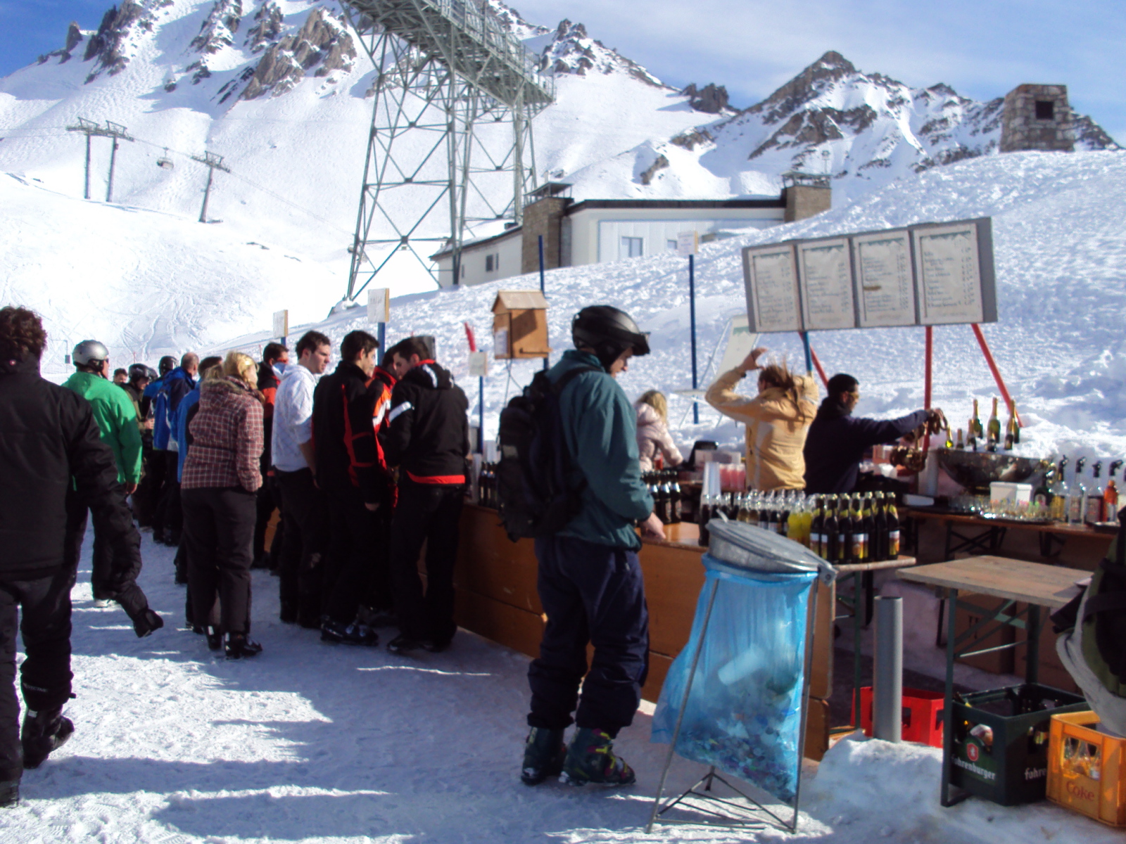 A pályatulajdonságok mellett a síelés utáni kikapcsolódásra is gondoltak, Apres ski lehetőségek kategóriában St. Anton am Arlberg lett a befutó