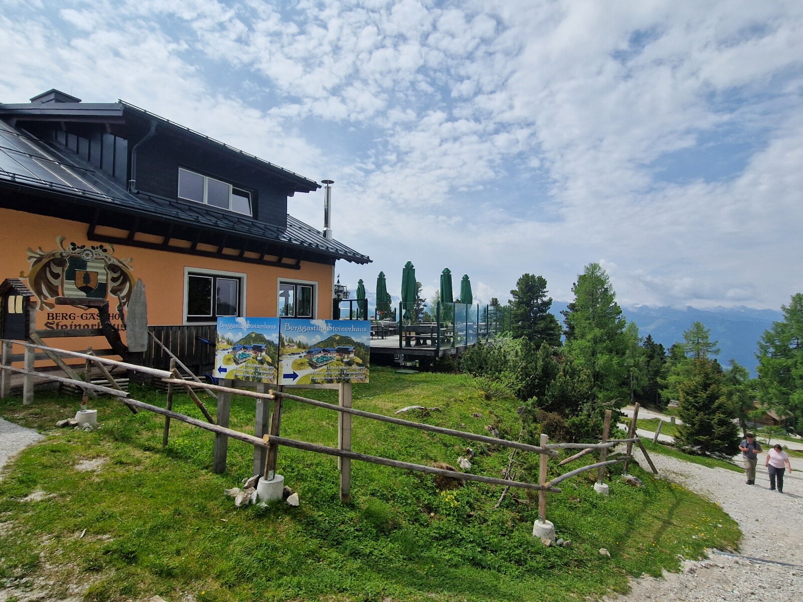 hutte-stoderz.jpg