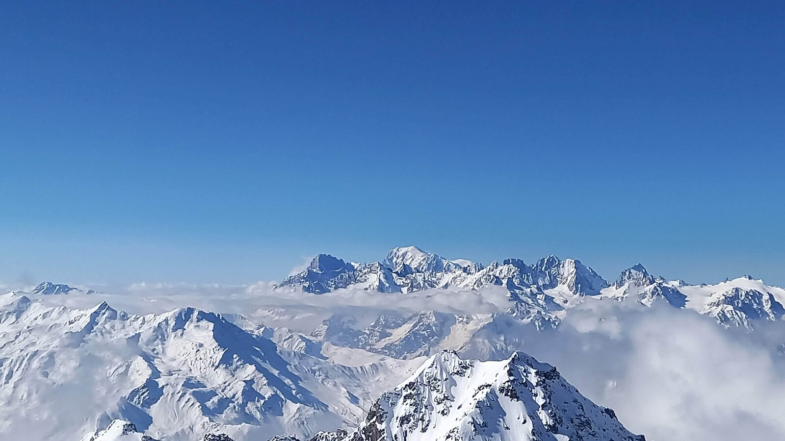 Középen a Mont Blanc