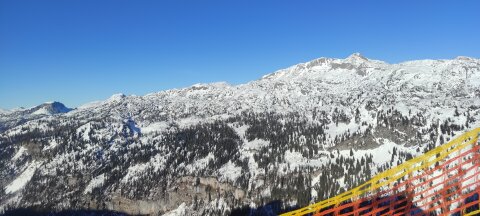 látvány a 17-es tetjéről