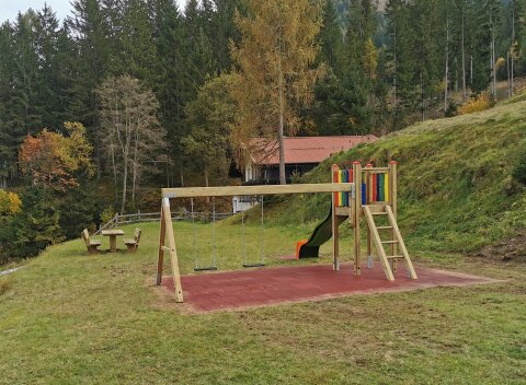 Kinderspielplatz.jpg
