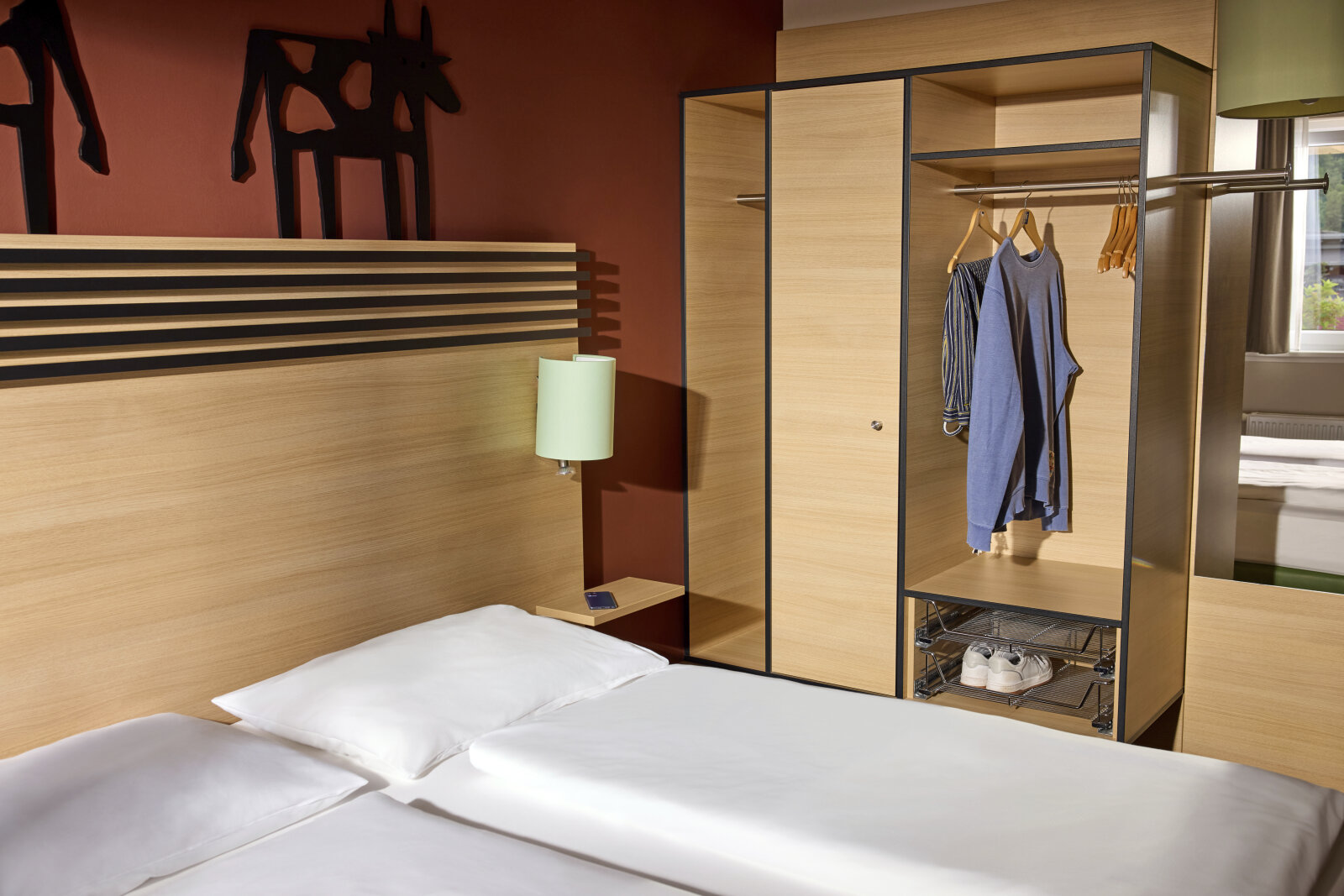 AC14235770-TB-Schladming-familienzimmer-classic-mit-balkonbedroom--0623.jpg