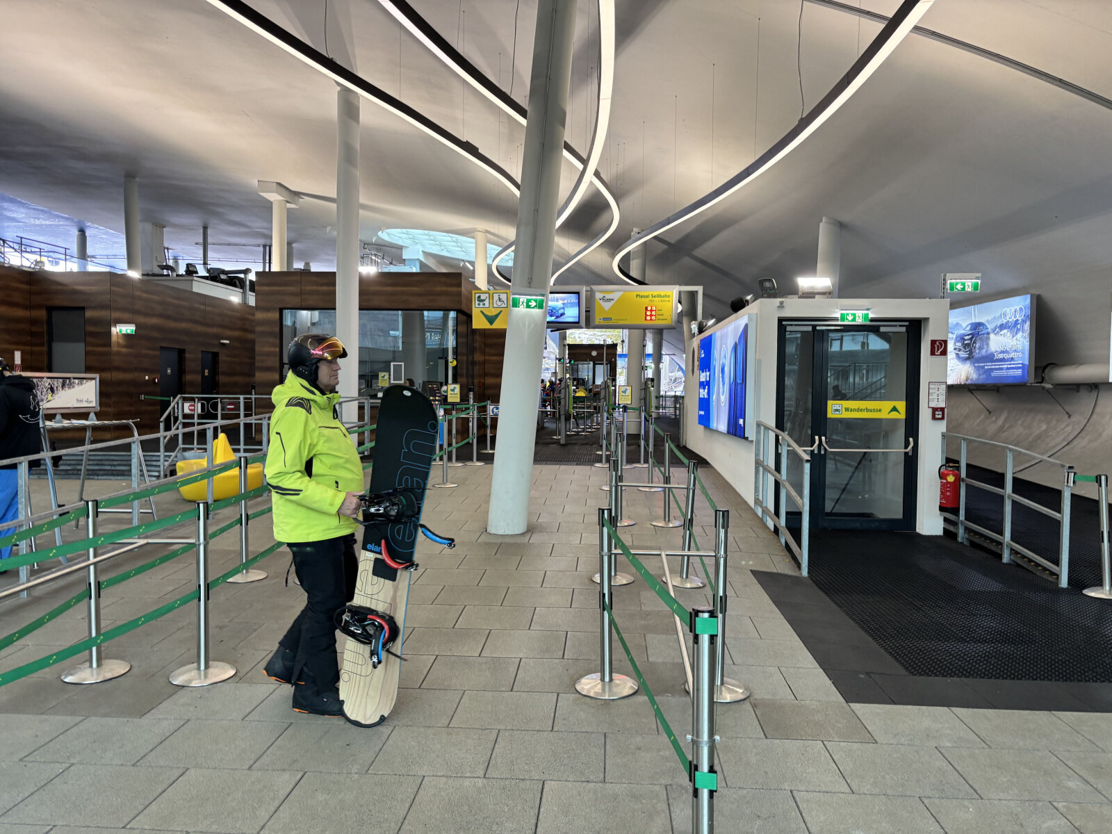 Idén átadták az új lifteket. Ski amadé síterepen: 1 síbérlet, 5 régió, akár 760 km pálya és 270 felvonó !