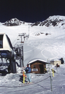 Lauziére (2550 m) vivő lift állomása