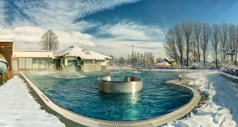 AquaCity-Winter-2015-Panorama-C.jpg