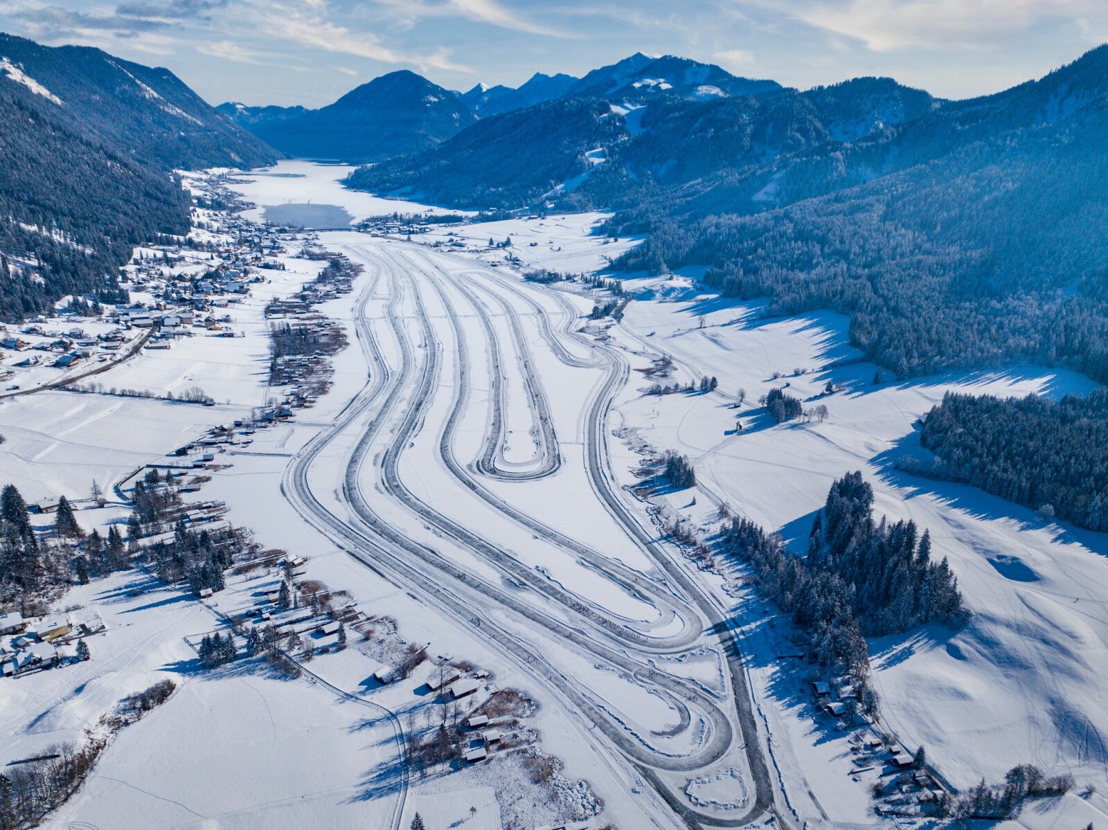 Jégpályák Weissensee nyugati oldalán | Fotó: weissensee.com