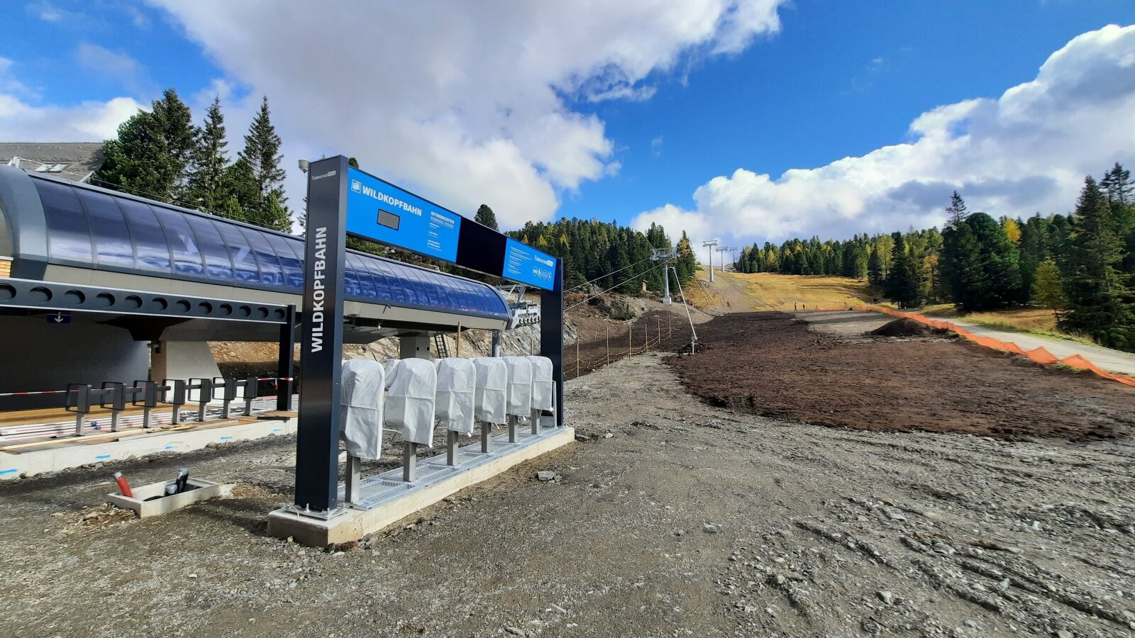 Földmunka: utolsó simítások a Wildkopfbahn melletti pályán