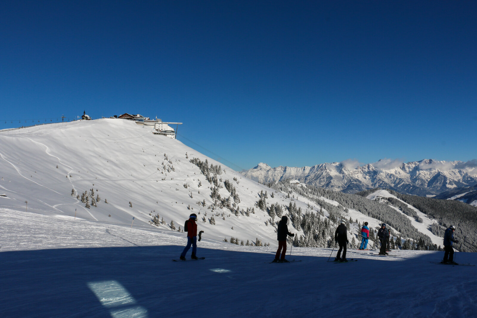 A majd' 2000 m magas Schmittenhöhe, Zell am See teteje