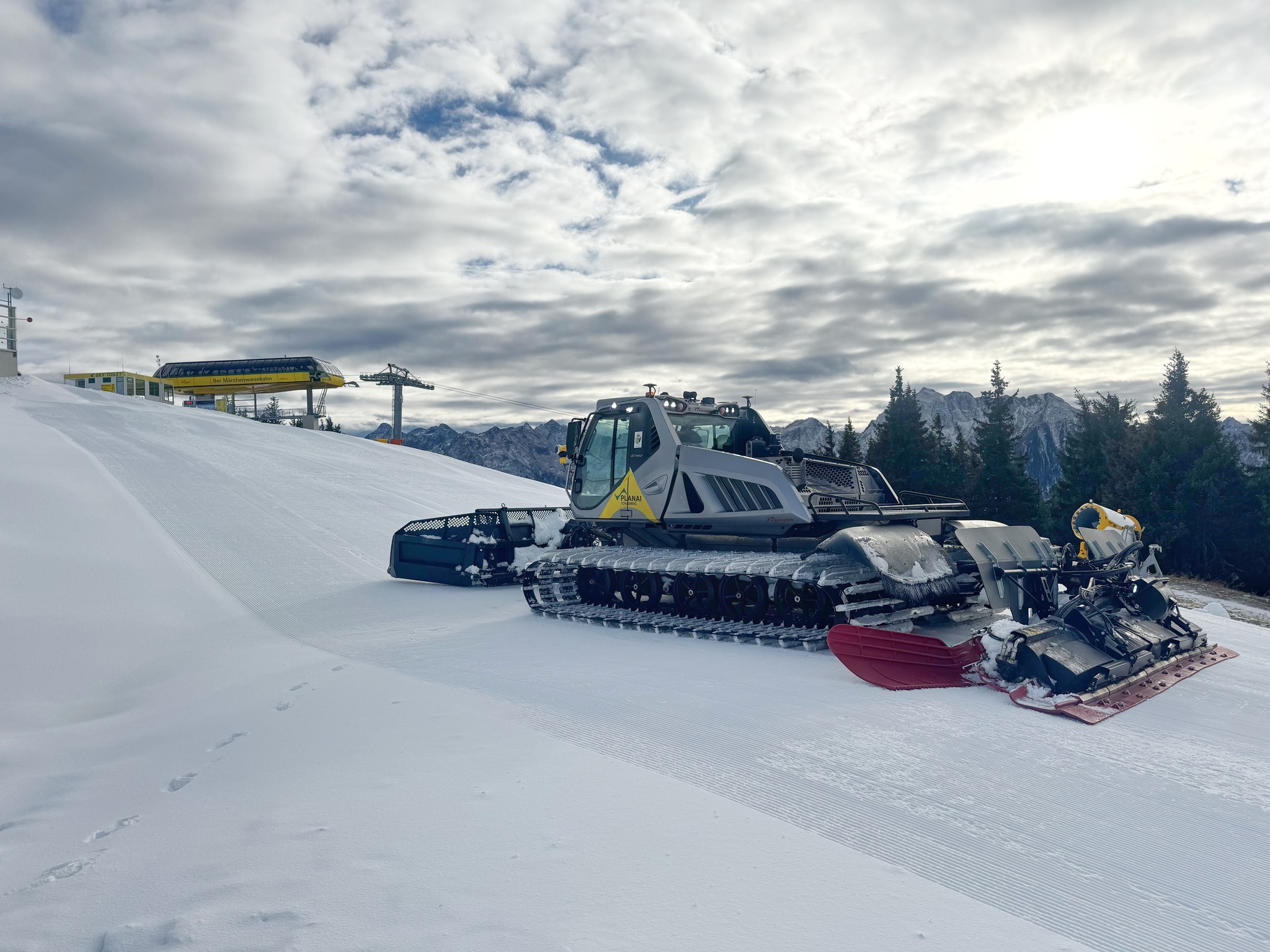 A hétvégén 40 euróért síelhetünk - Fotó: Planai