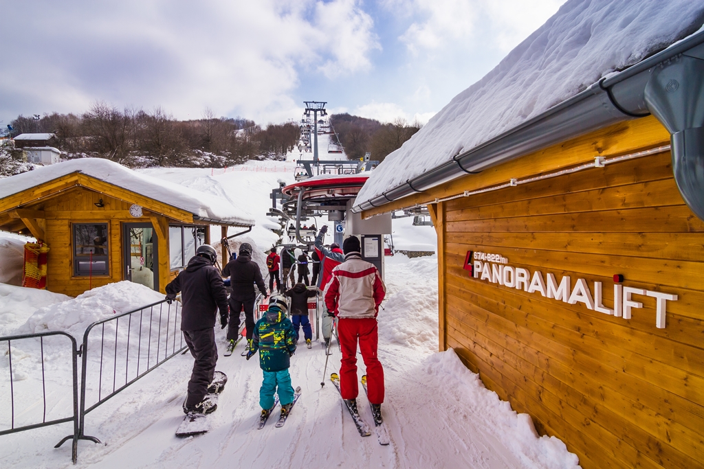 Panorámalift, a 4-személyes ülőfelvonó | Kép: Mátraszentistváni Sípark