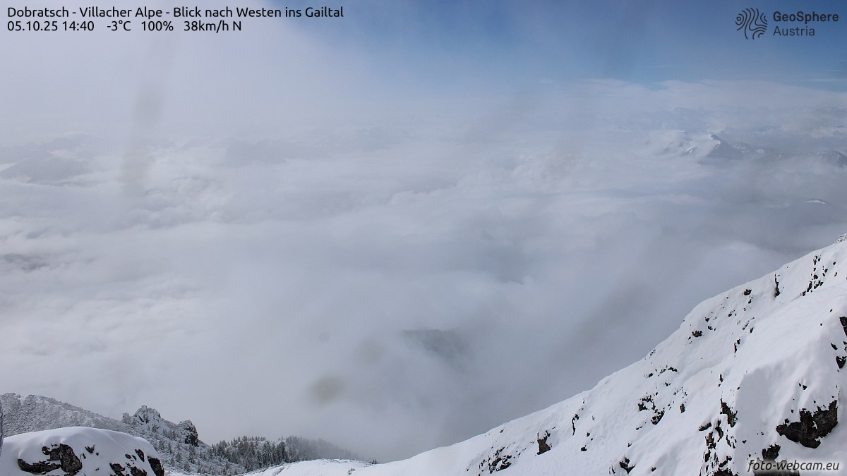 Dobratsch (Villacher Alpe - Gailvölgyi-Alpok) vasárnap délután - Fotó: foto-webcam