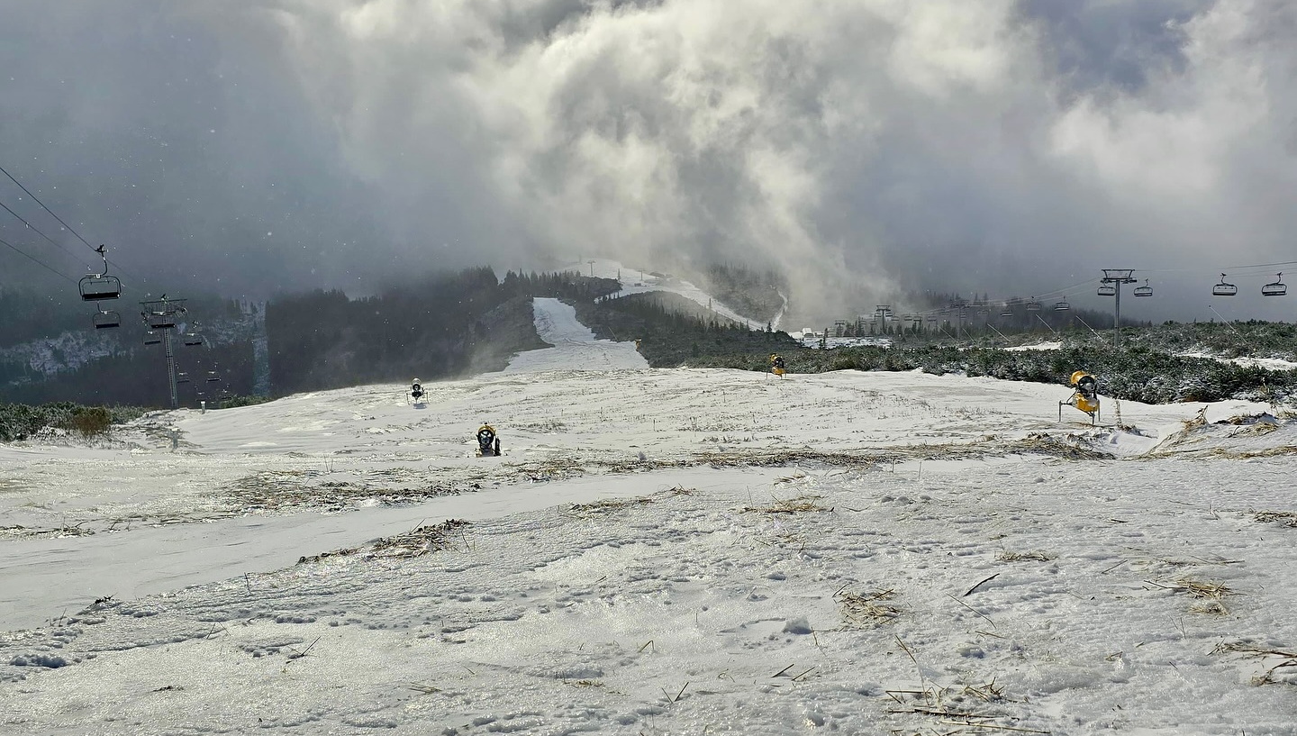 Csorbató felett ma reggel (Kép: Vysoké Tatry - Hory zážitkov) Csorbató felett ma reggel (Kép: Vysoké Tatry - Hory zážitkov)