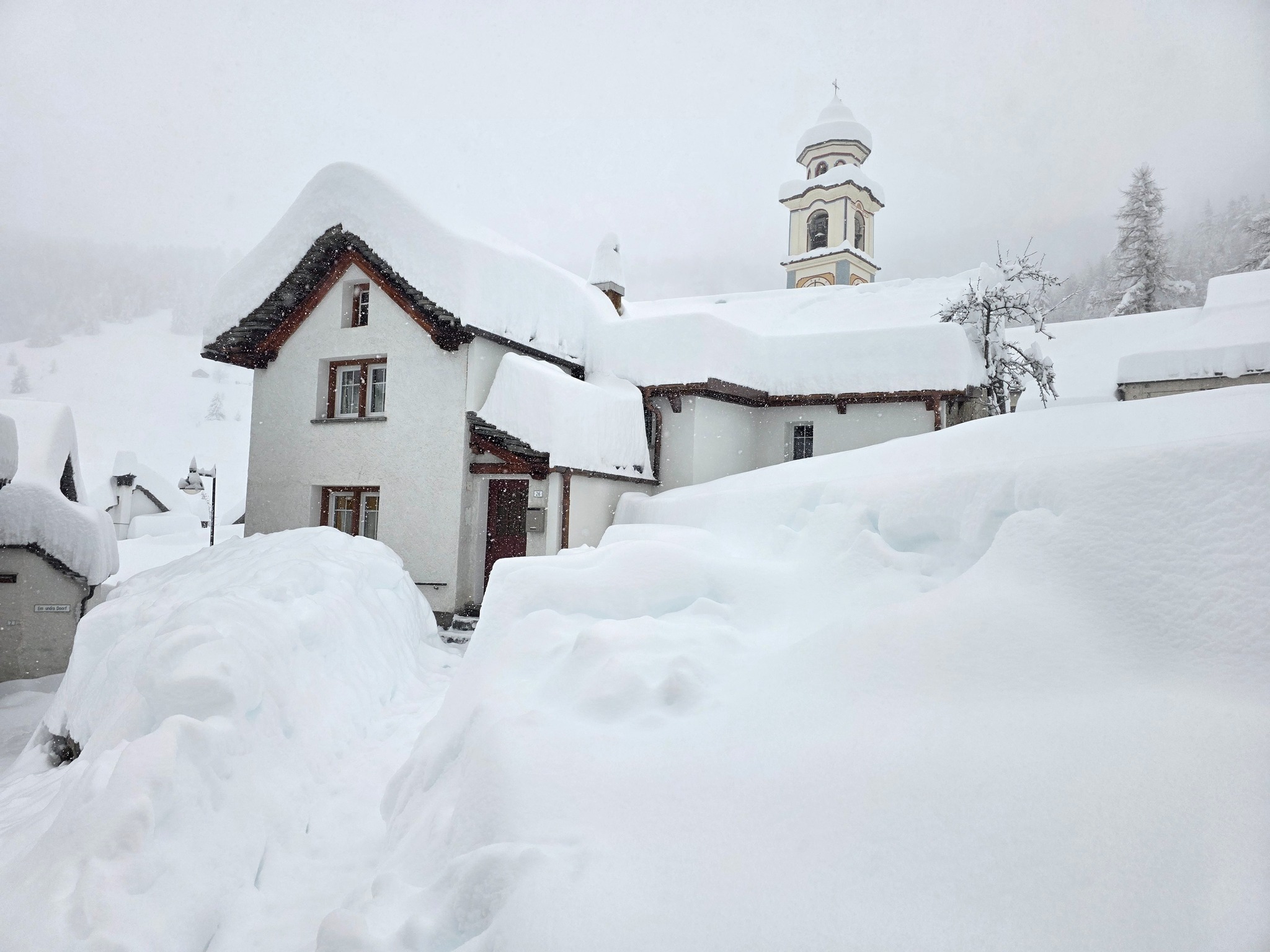 Bosco Gurin.- 116 cm 24 óra alatt! Új rekord! / Kép: Christian Hunkeler/ Facebook