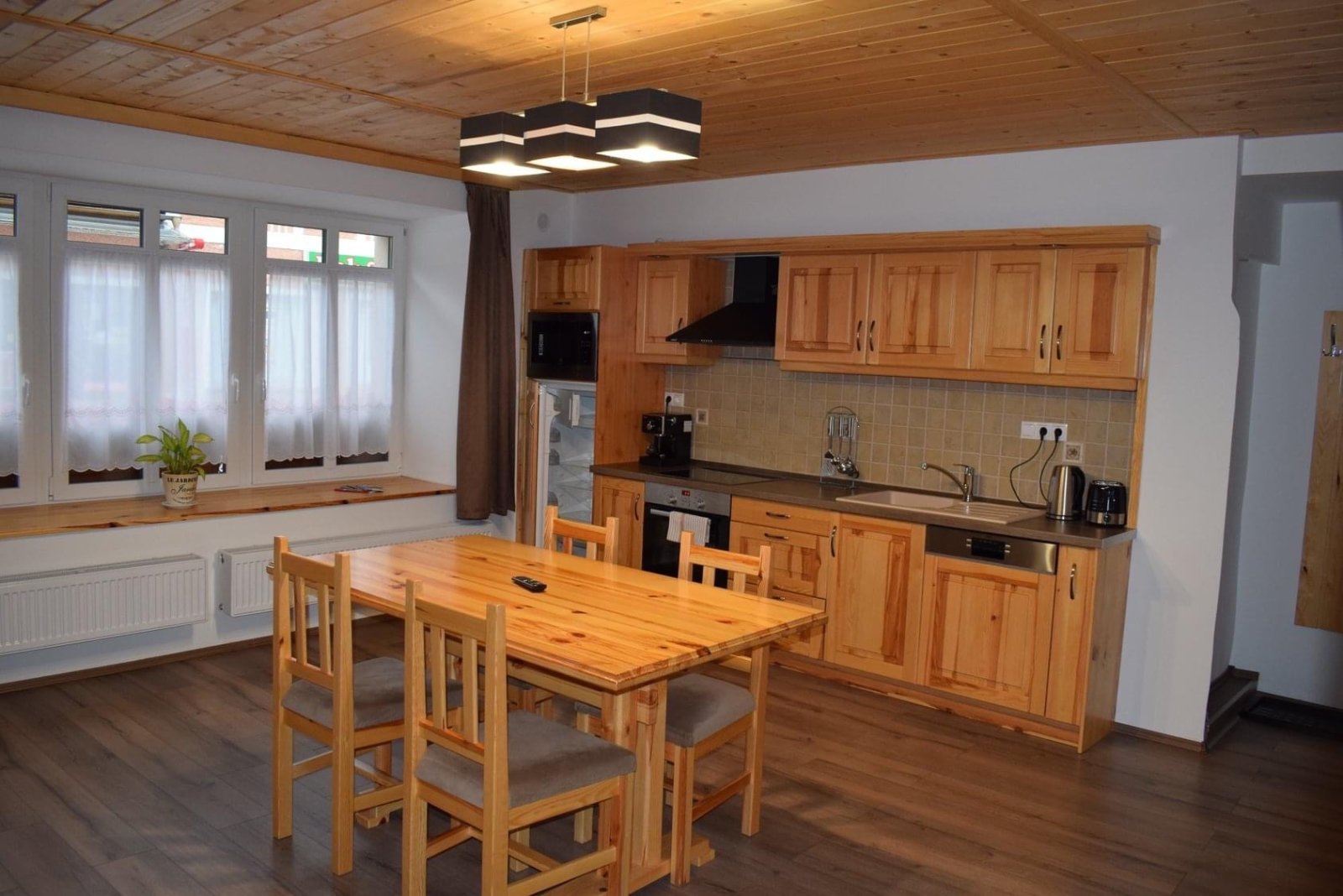Apartmenthaus Esther - igényesen felújított apartmanház Kreischberg és a Lungau sírégió között, elérhető áron!