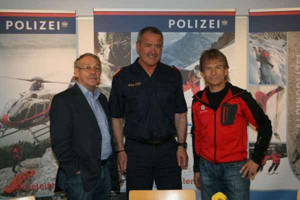 Balról jobbra: Dr. Karl Gabl, Norbert Zobl és Peter Veider a sajtókonferencián