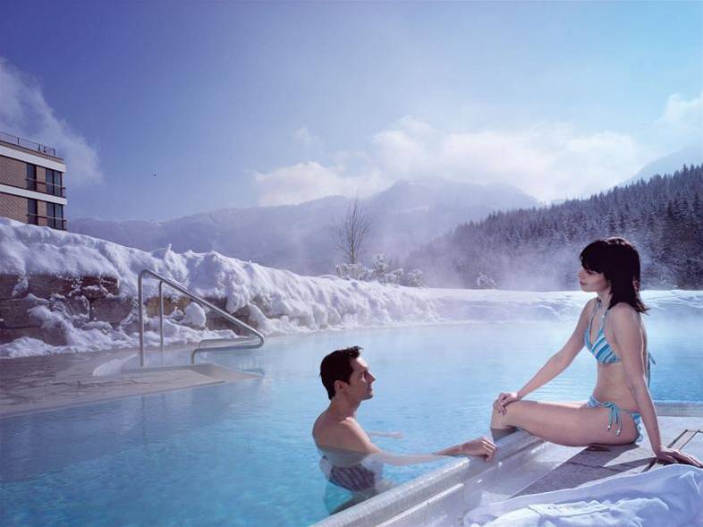 Téli fürdőzés a Bajor-Alpokban - Hotel InterContinental Berchtesgaden Resort