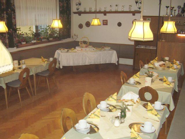 restaurant6.jpg