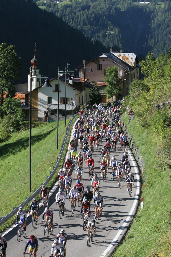 ciclismo-gran-fondo-dolomiti-stars-30.JPG