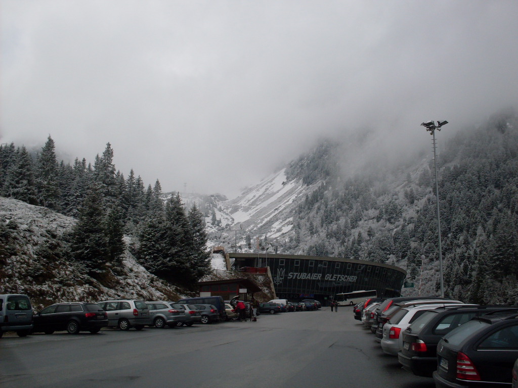 Stubai-Gleccser-2012-05-13-001.jpg