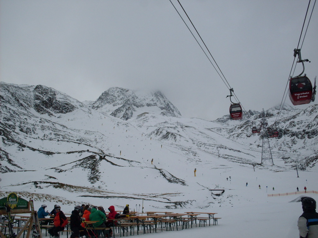 Stubai-Gleccser-2012-11-10-025.jpg