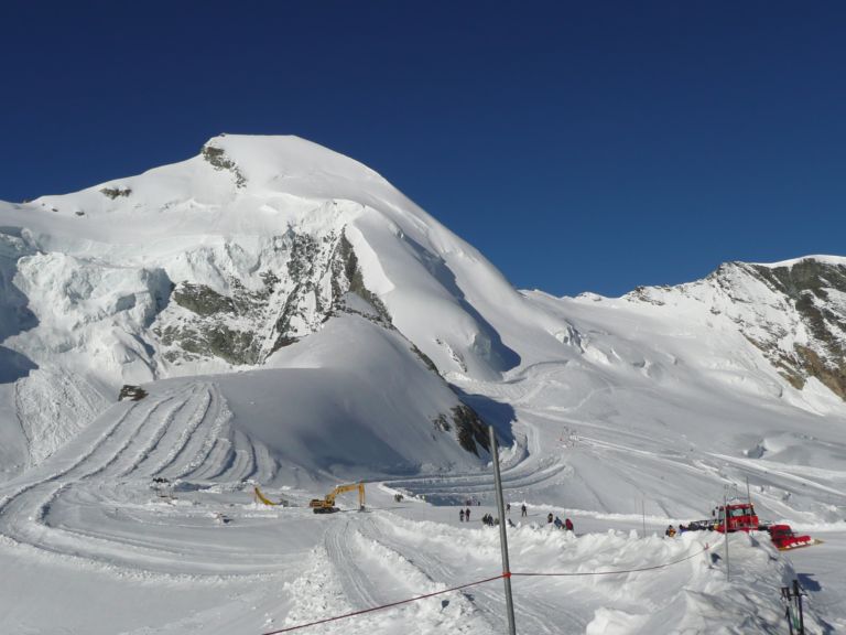 saasfee-gleccser1.jpg