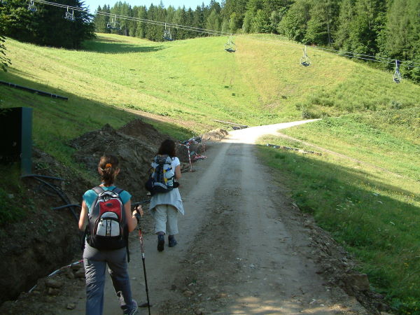 A-negyuleses-lift-also-allomasanal.jpg