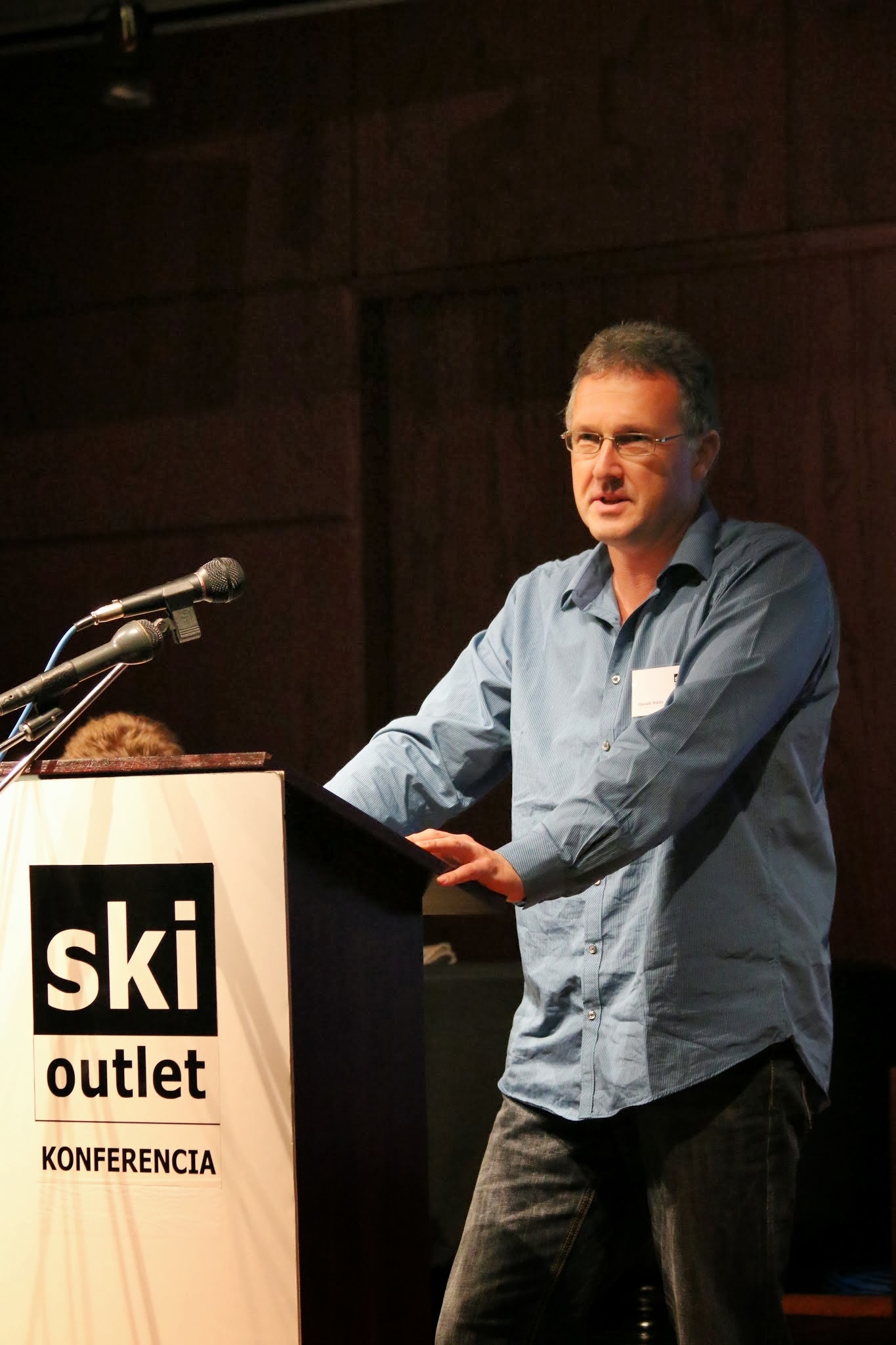 Ozsváth Miklós IST - Institute of Skiing Technology; Iskolai Síoktatók Egyesülete szakmai alelnök