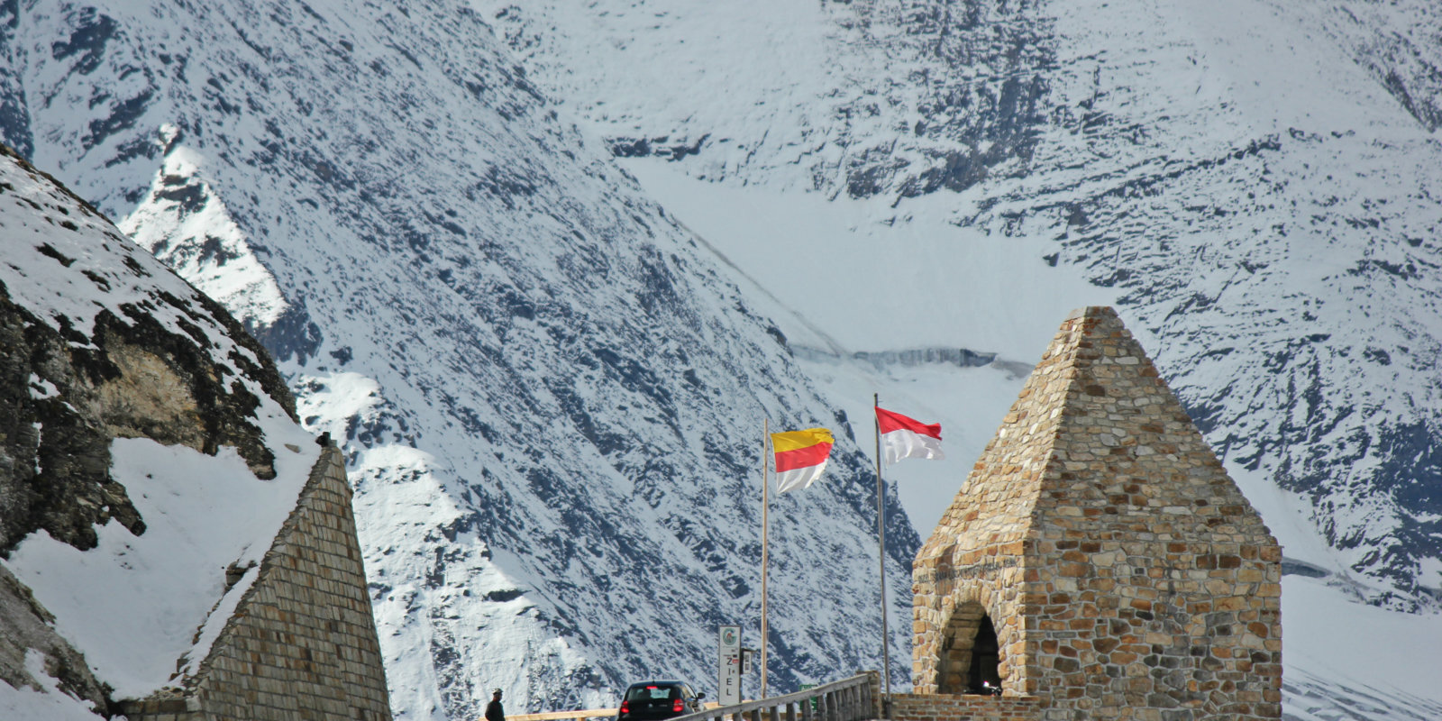 Pénteken a magasabb hegyvidéki utakon télies útviszonyokra készülhetünk - Fotó: Stánicz Balázs (archív - Grossglockner alpesi út)