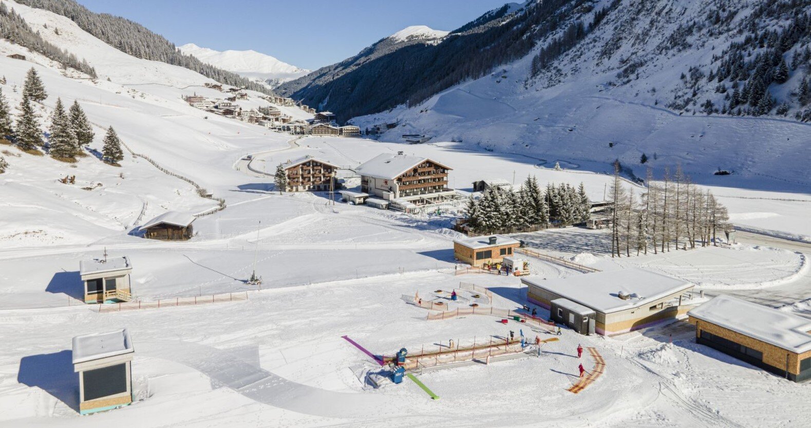 Children’s & Glacier Hotel Hintertuxerhof - Ausztria 3. helyezett - ©Thomas Eberharter Photography