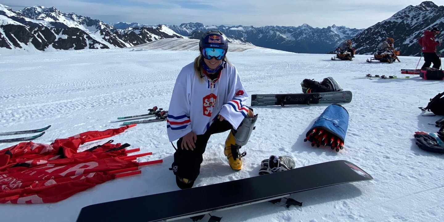 Sí és snowboard (Kép: Ester Ledecká / Facebook)