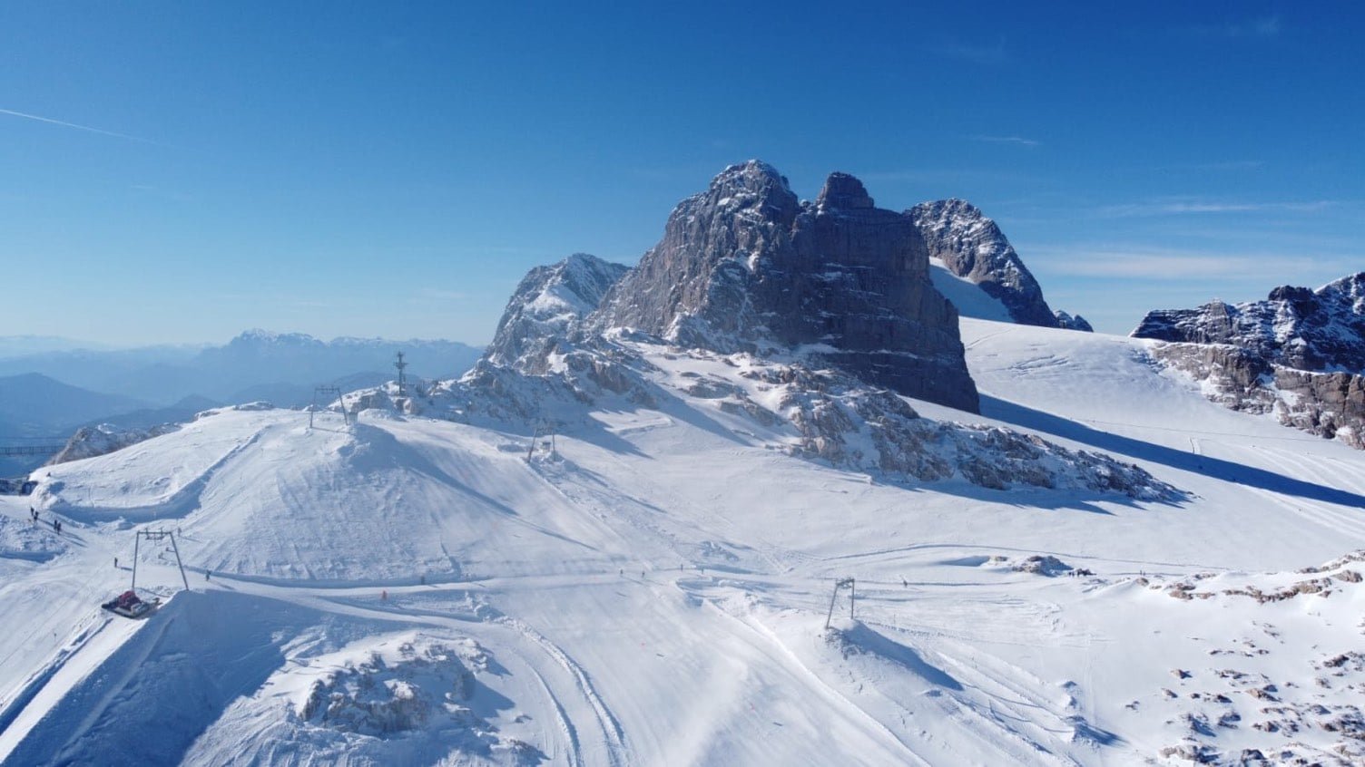 Dachstein-gleccser: a hírek szerint itt is folytatódhat a síelés a héten